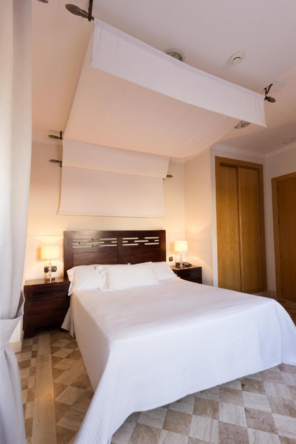 Hotel Boutique Reina Mora Granada Exterior photo