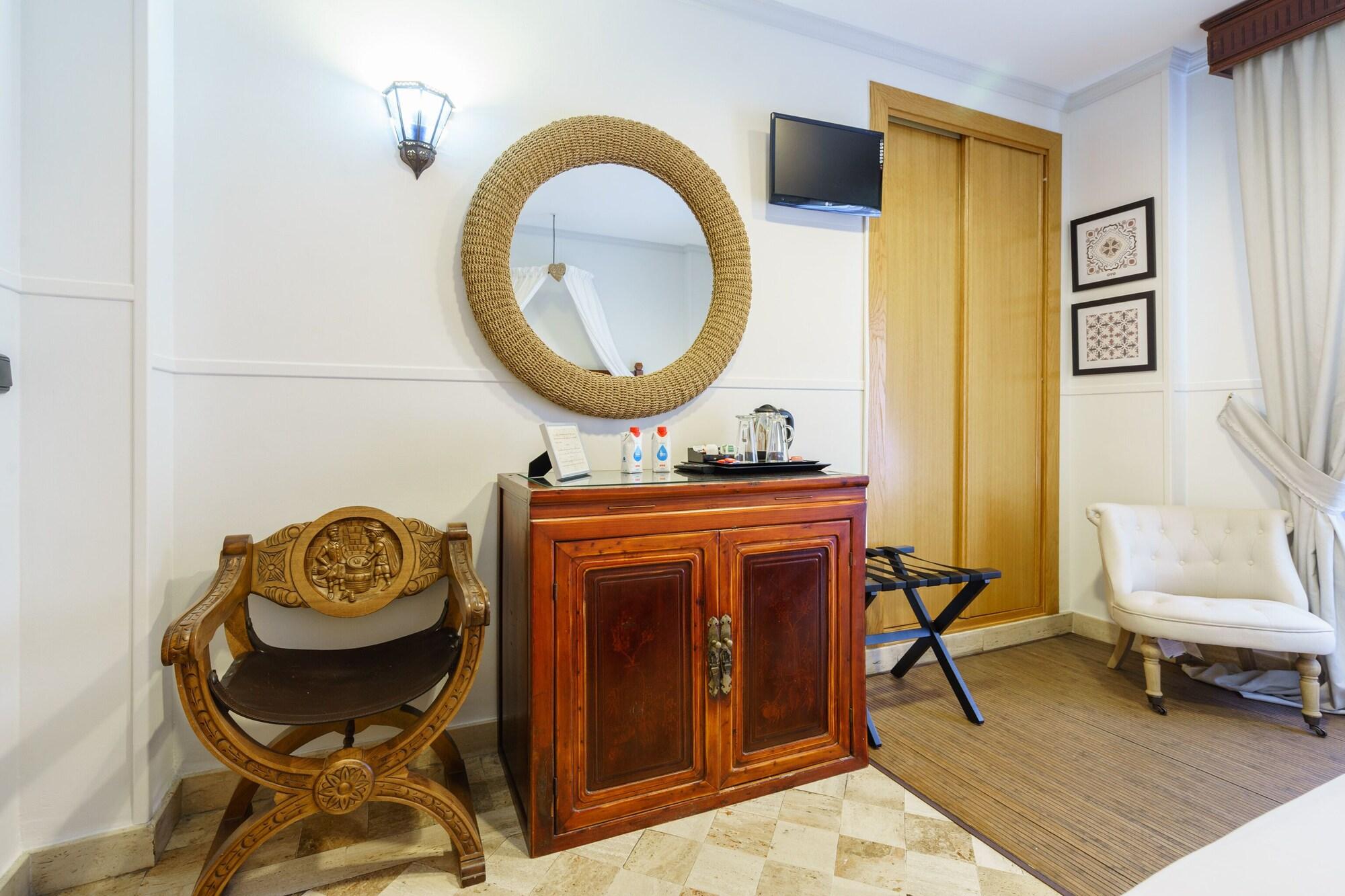 Hotel Boutique Reina Mora Granada Exterior photo
